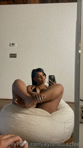 Ayisha Diaz Nude Leaks OnlyFans Photo 47