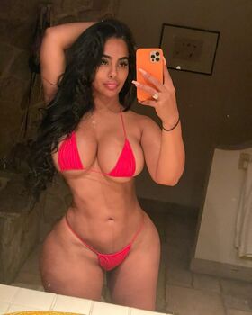 Ayisha Diaz Nude Leaks OnlyFans Photo 52