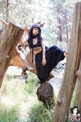 Azzizeh Fotografie scursă ilegal OnlyFans dezbrăcată 11