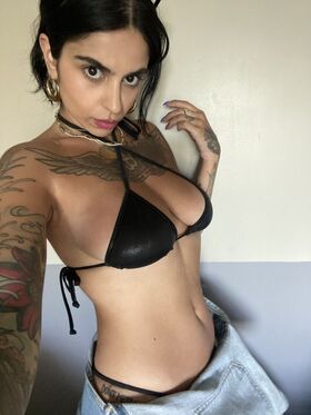 Azzy_star Nude Leaks OnlyFans Photo 2