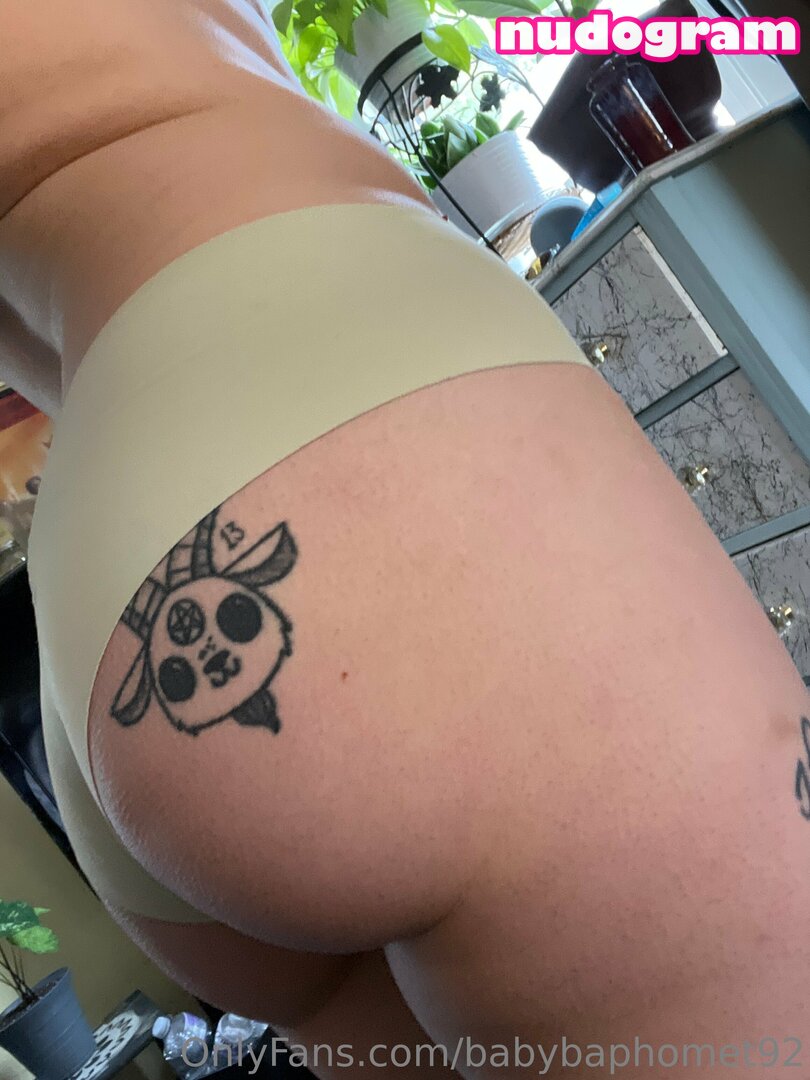 babybaphomet92  breadsticks92 Φωτογραφία γυμνής διαρροής OnlyFans 4 -  Nudogram v2.1