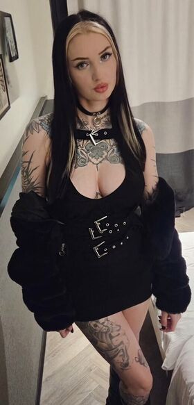 Badmoon Ảnh OnlyFans khỏa thân rò rỉ 22