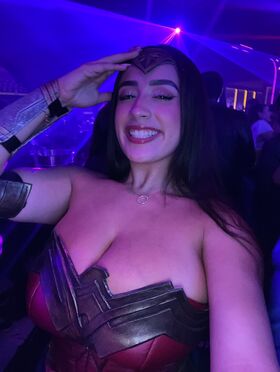 Baelib Гола изтичане OnlyFans снимка 131