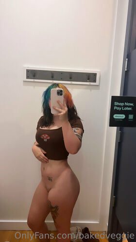bakedveggie Nude Leaks OnlyFans Photo 39