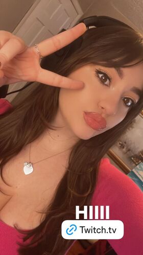 Bananabrea Vuotanut alastonkuva OnlyFans 225