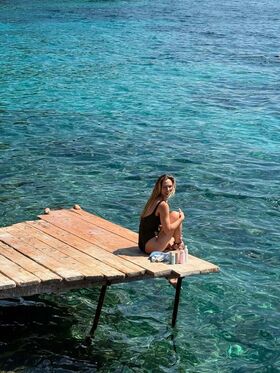 Bar Refaeli Nude Leaks OnlyFans Photo 437