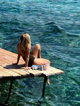 Bar Refaeli Nude Leaks OnlyFans Photo 438