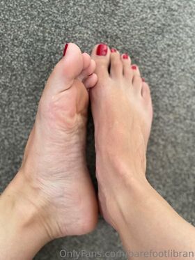 barefootlibran Nude Leaks OnlyFans Photo 19