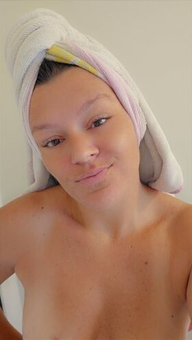 Basedmama Fotografie scursă ilegal OnlyFans dezbrăcată 29