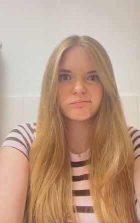 Bea Bauer Nude Leaks OnlyFans Photo 2