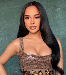 Becky G नग्न लीक OnlyFans फोटो 1439
