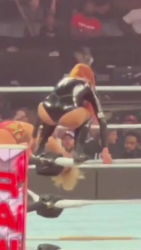 Becky Lynch Nude Leaks OnlyFans Photo 161