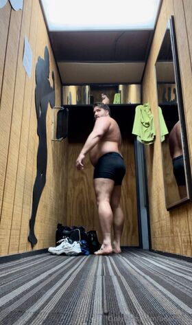 beefyrog Vuotanut alastonkuva OnlyFans 124