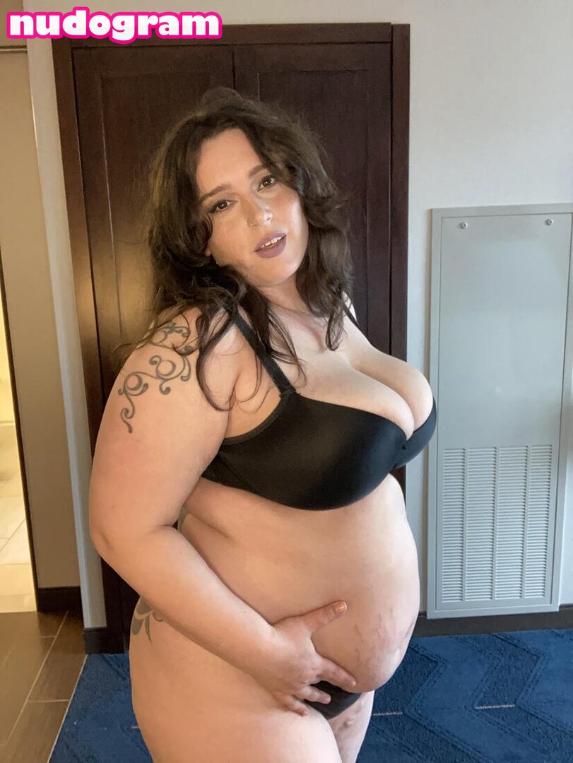 Get Hooked on Bella Abbondanza OnlyFans