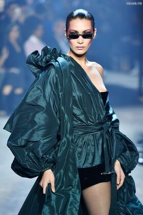 Bella Hadid