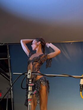 Bella Hadid Nøgne lækkede OnlyFans foto 1253
