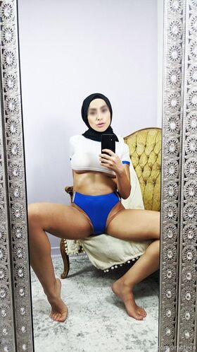 Bella Jameel Nude Leaks OnlyFans Photo 16
