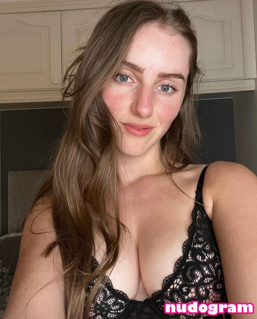 Bellasitemanager onlyfans