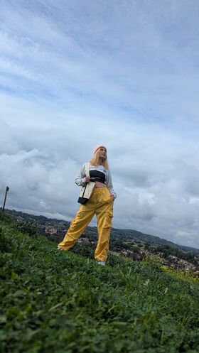 Bessy Q Nude Leaks OnlyFans Photo 121