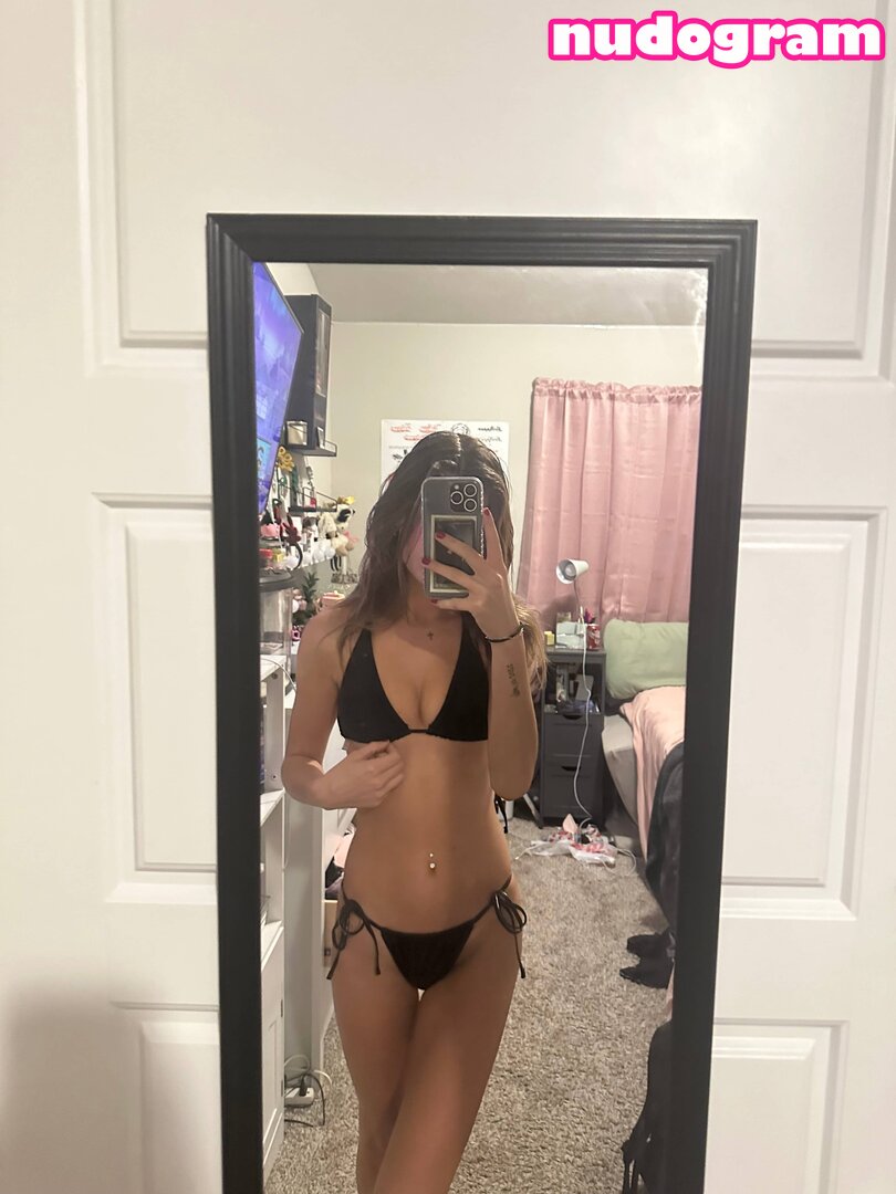 Bethany espinoza feet