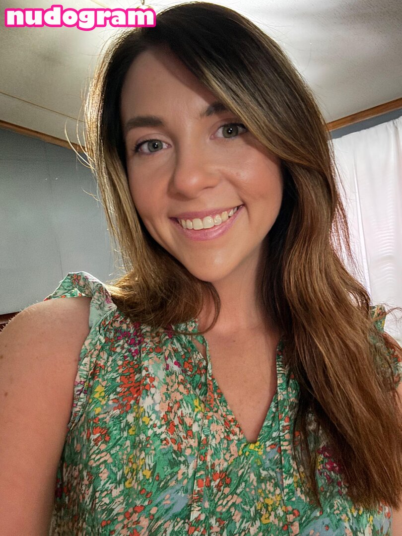 beth94  beth94ash  bethash94  elizabeth_ash  elizabeth_ash8   wv_beth_94 Фото утечки OnlyFans обнаженная №3 - Nudogram v2.1