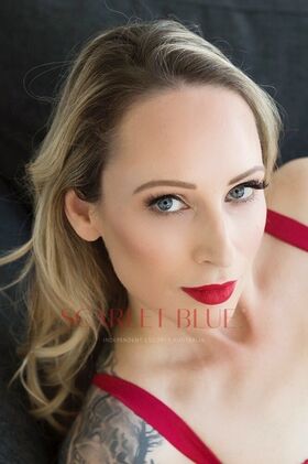 bethmonroe Nøgne lækkede OnlyFans foto 7