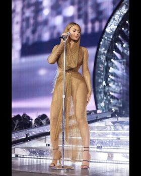 Beyoncé Nude Leaks OnlyFans Photo 132