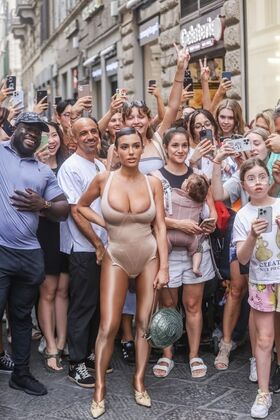 Bianca Censori Nude Leaks OnlyFans Photo 43