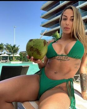 Bianca Domingues Nude Leaks OnlyFans Photo 1