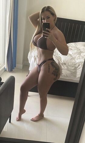 Big Booty Lys. Naakte Leaks OnlyFans Foto 15