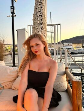 biranset Nude Leaks OnlyFans Photo 12