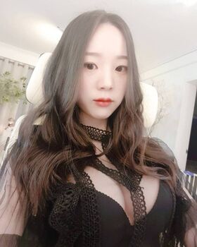 BJ Apple 사과 Nude Leaks OnlyFans Photo 1