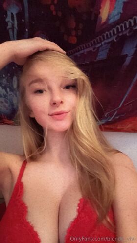 blonde_vivi Nude Leaks OnlyFans Photo 99