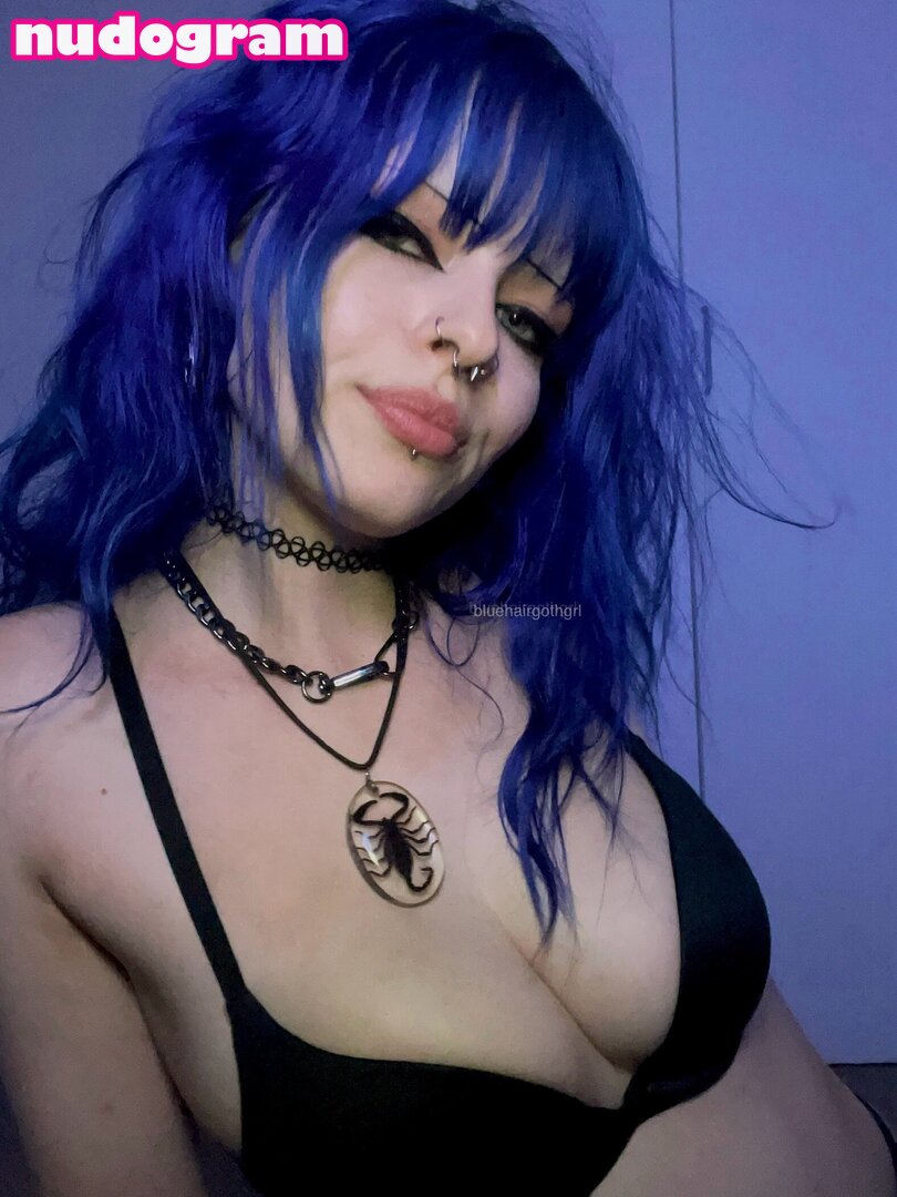 bluehairedgoth