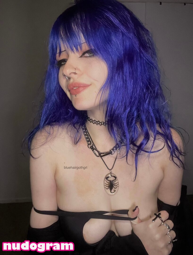 bluehairedgoth