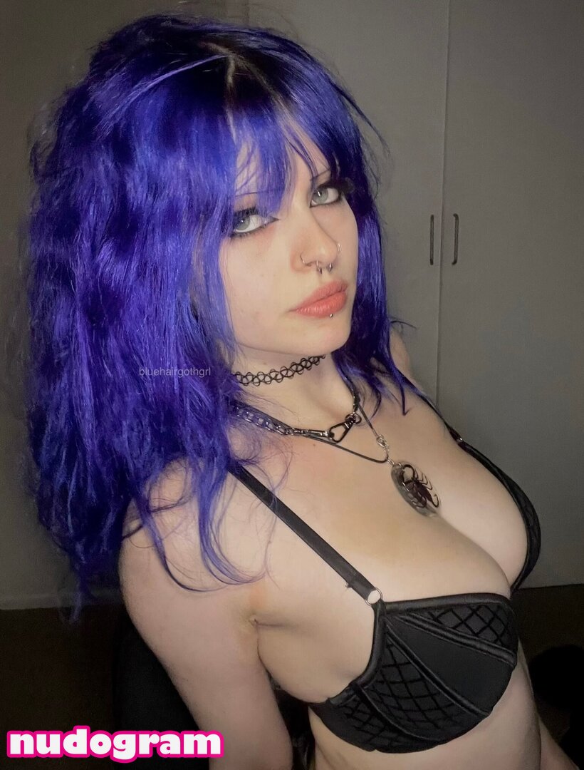 bluehairedgoth