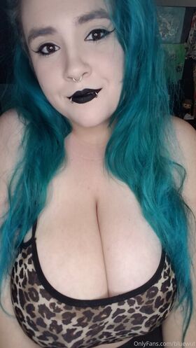bluewut Nude Leaks OnlyFans Photo 25