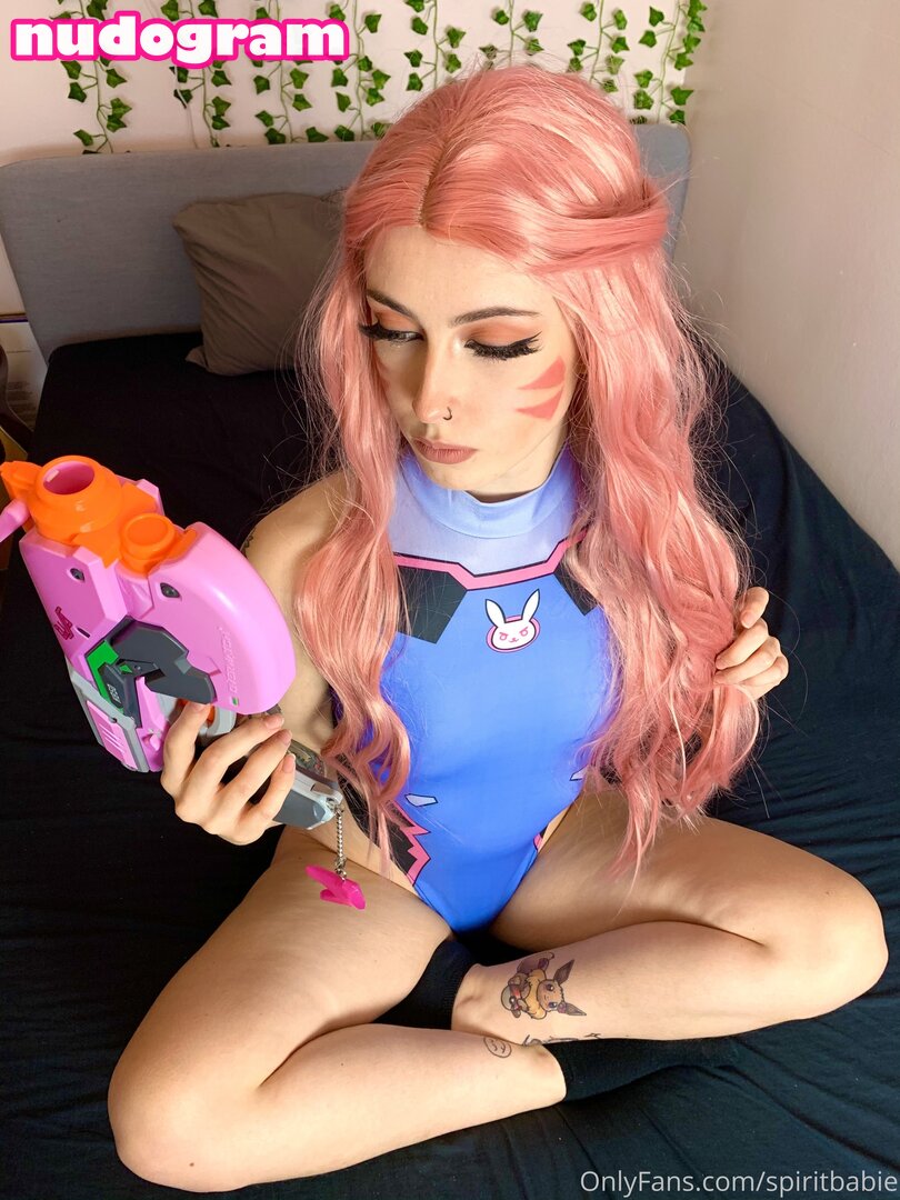 Bmthellie Vuotaneet alastonkuvat OnlyFans-kuva 43 - Nudogram v2.1