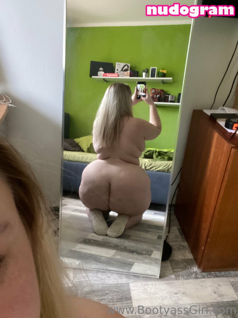 bootyassgirl