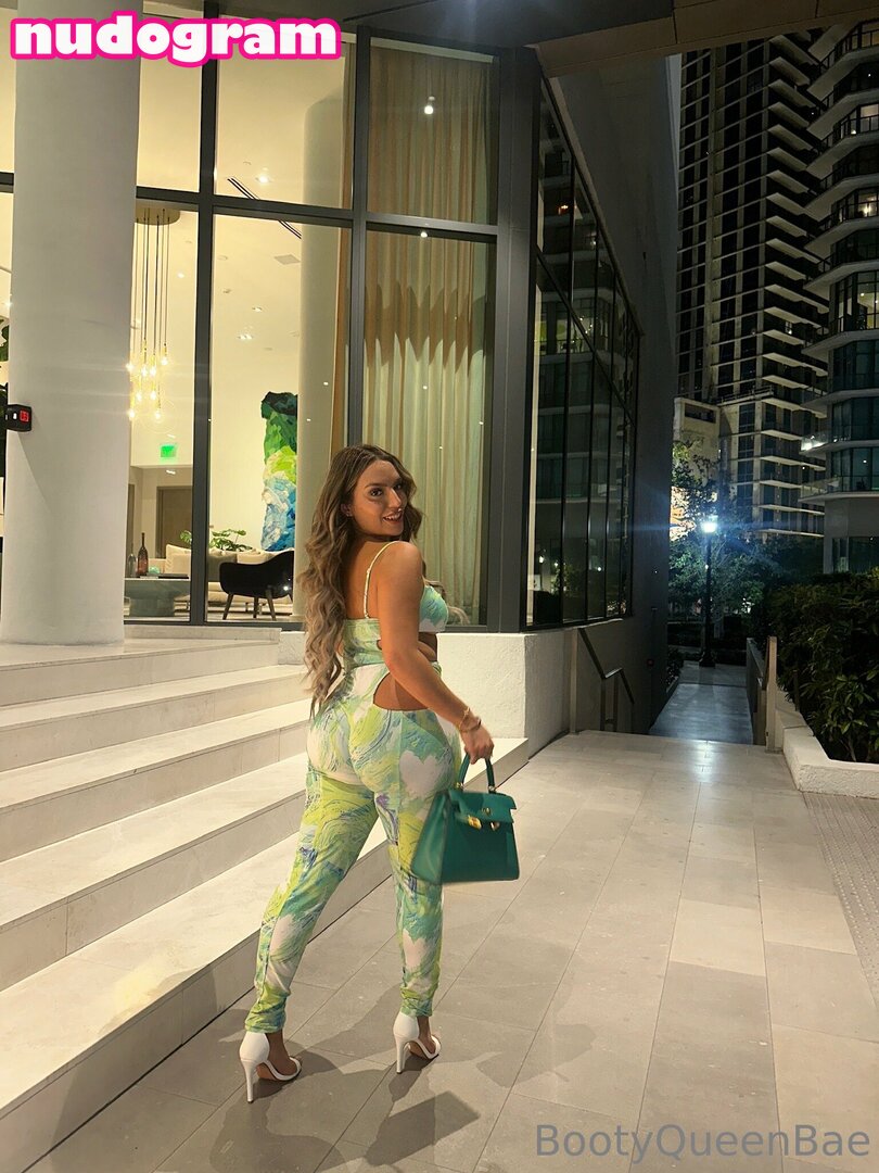 bootyqueenbae
