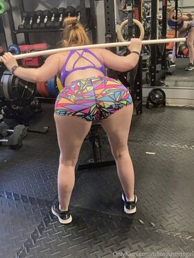 bootyshortsgirl