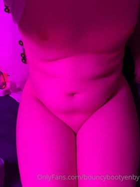 bouncybootyenby Nude Leaks OnlyFans Photo 9