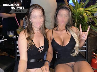 Brazilian Hotwife Nude Leaks OnlyFans Photo 14