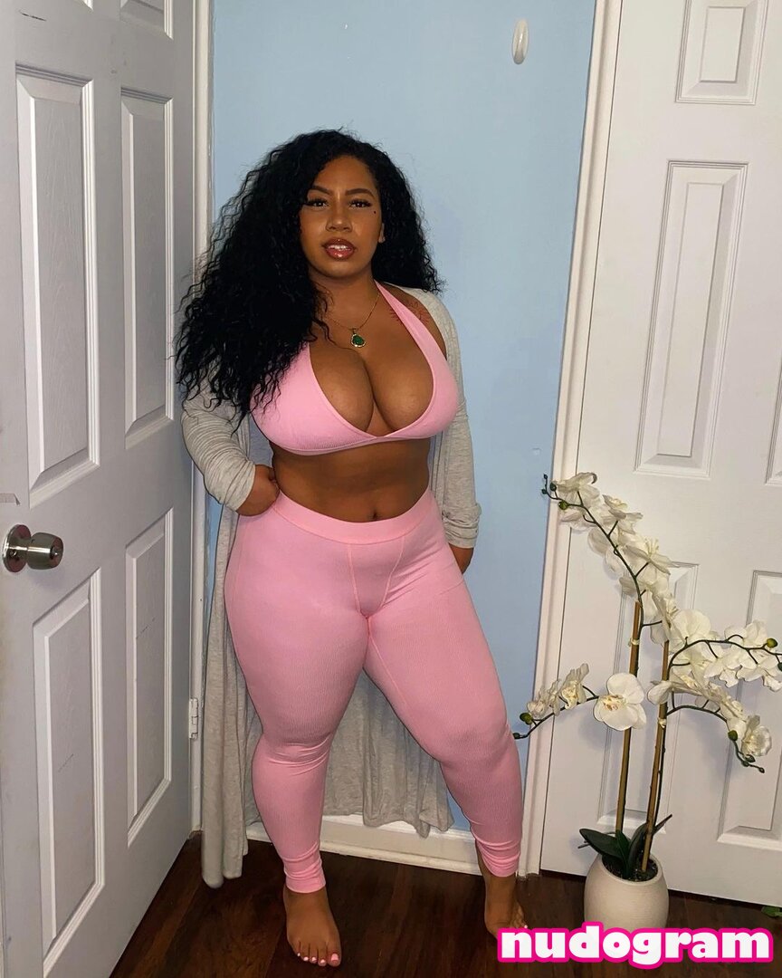 Forevercurlybri nude