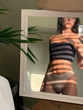 Bri Wilburn Nude Leaks OnlyFans Photo 1
