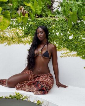 Bria Myles Nude Leaks OnlyFans Photo 40