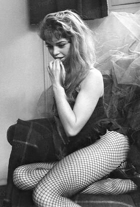 Brigitte Bardot Nude Leaks OnlyFans Photo 124