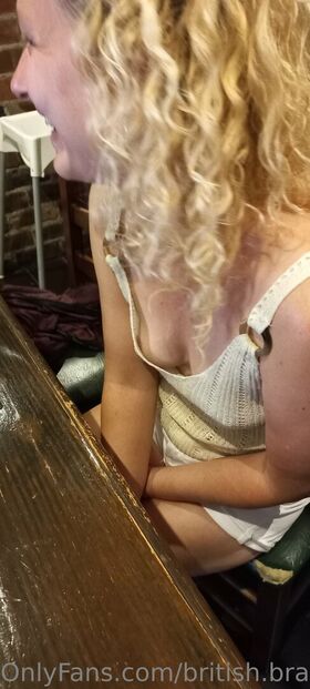 british.braless.hotwifex Nude Leaks OnlyFans Photo 9