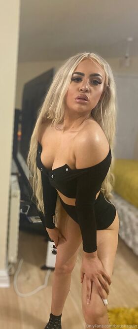 britishsquirt Nude Leaks OnlyFans Photo 23