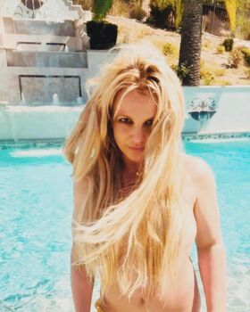 Britney Spears Nude Leaks OnlyFans Photo 50